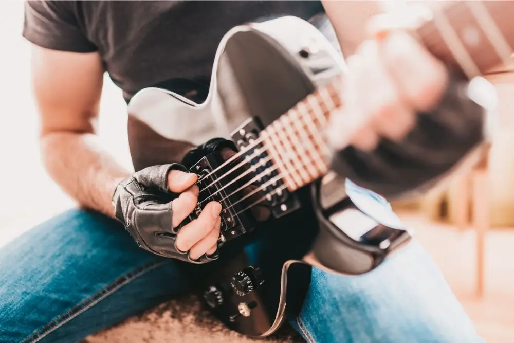 15 Awesome Songs For Learning Metal Guitar And Rocking Out To