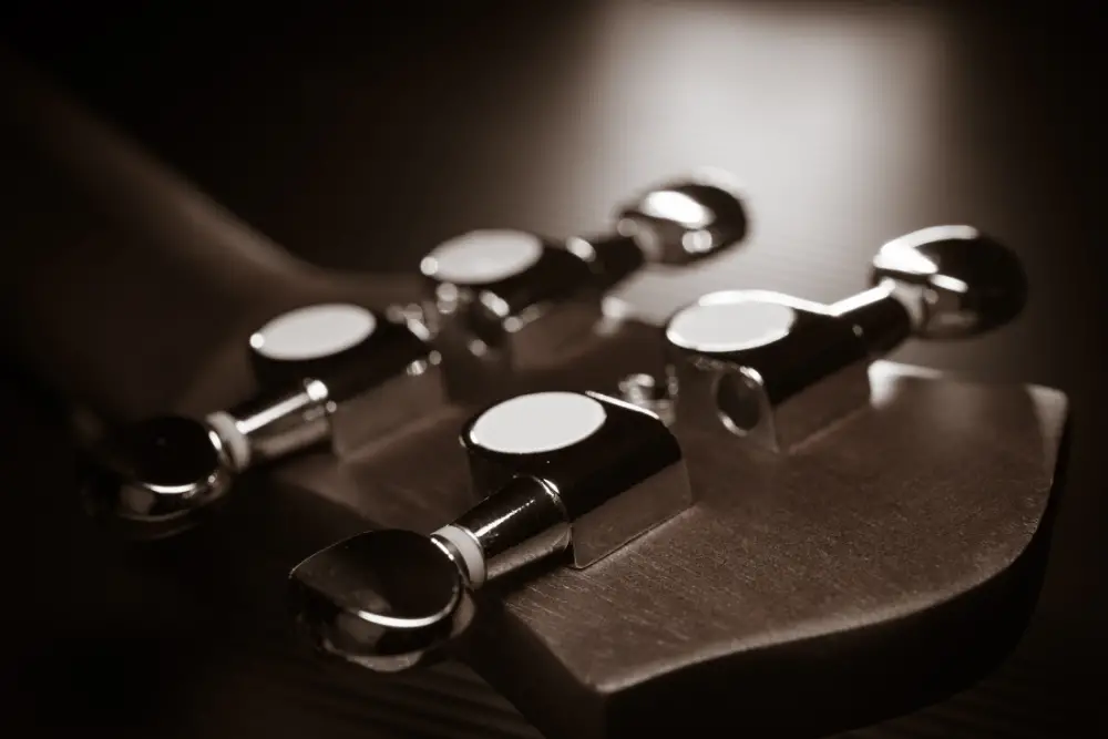 Our Top 5 Locking Tuners For Les Paul Guitars